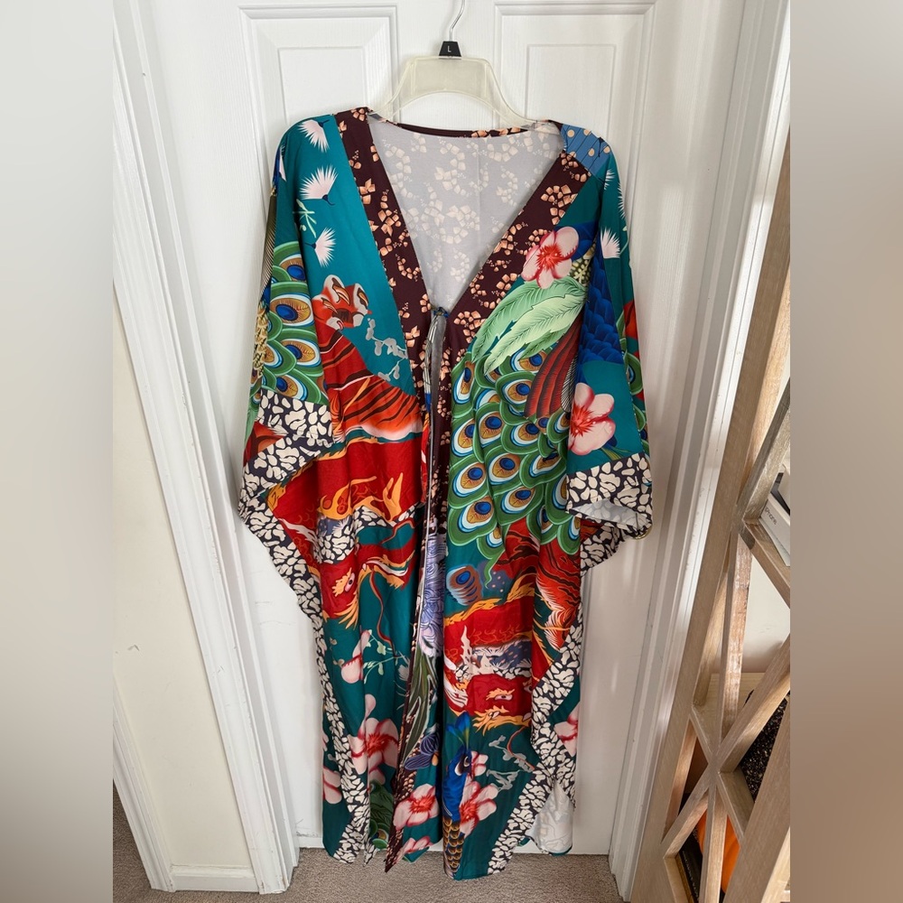 SHEIN Kimono/Beach Coverup Pre Owned - Picture 2 of 2